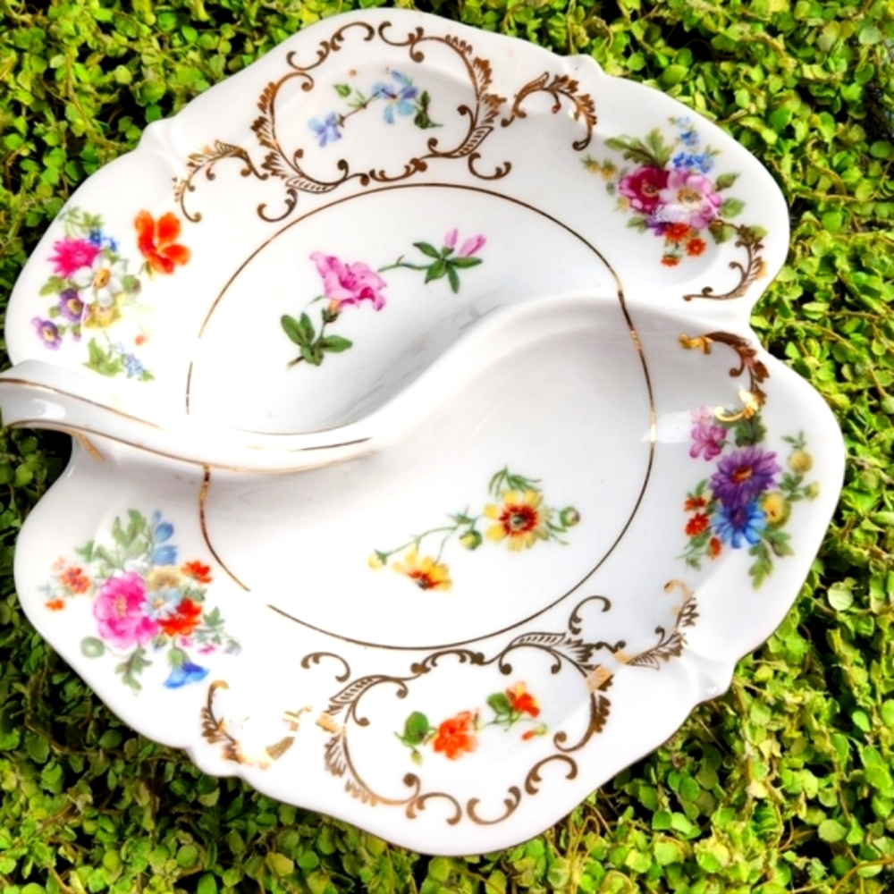 VICTORIA 50s Rare #222 Pink Roses Czech Multi Floral  Relish Candy w Handle Dish